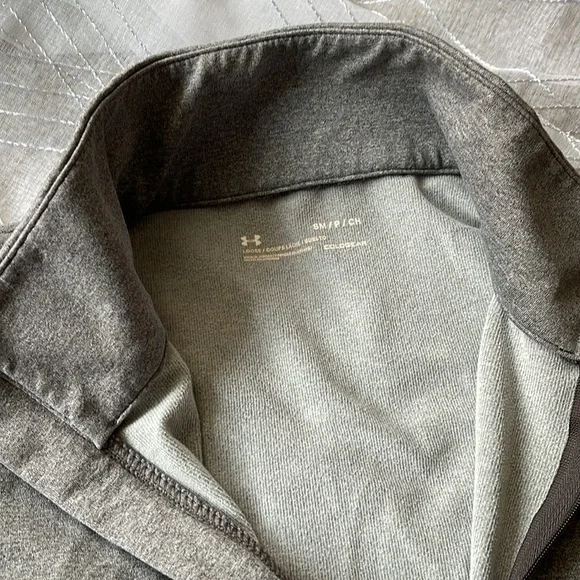 Under Armour cold gear gray long sleeve - Picture 4 of 5